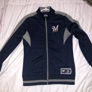 Milwaukee brewers zip up